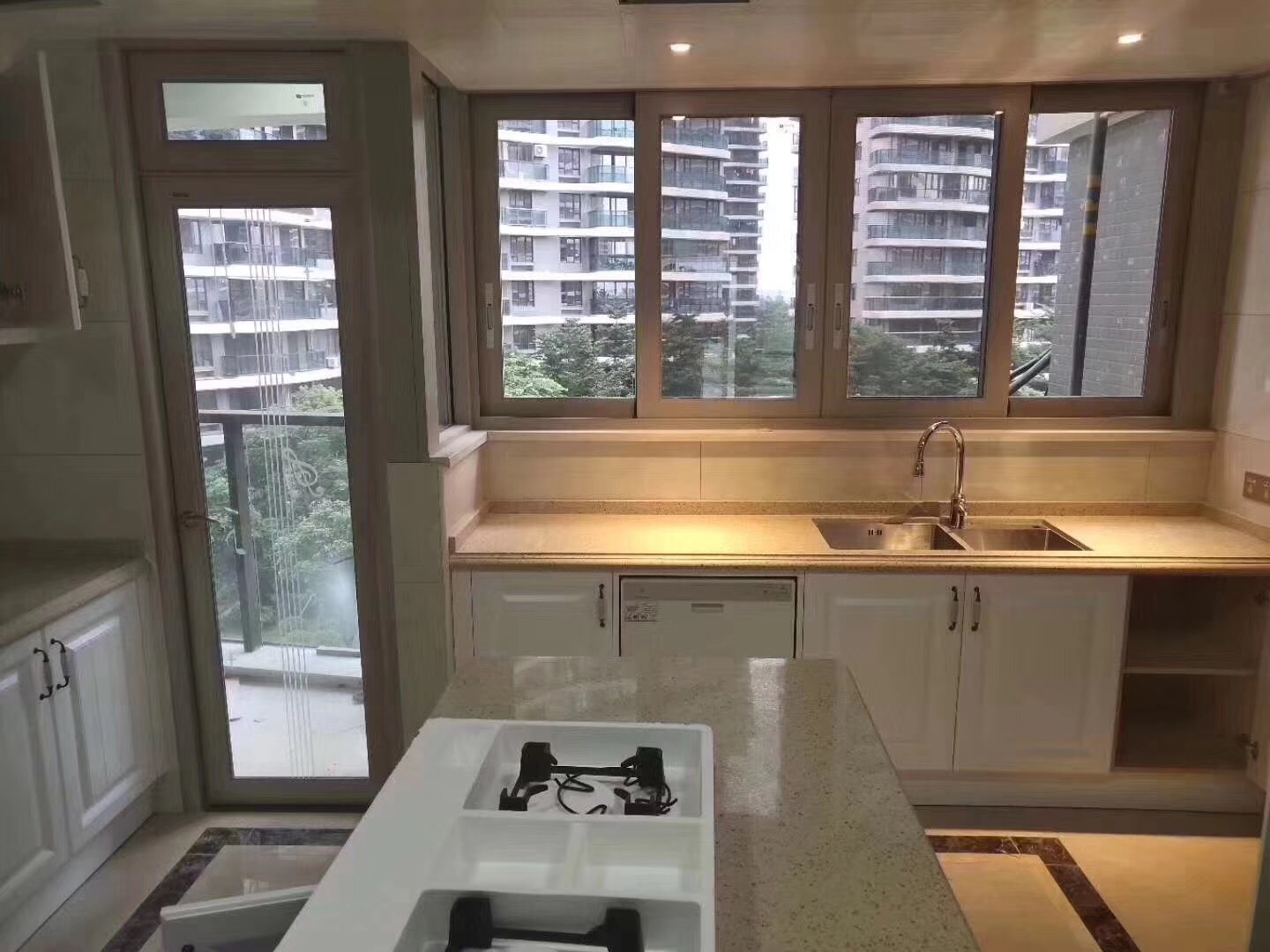 趕緊收藏！門窗這樣安裝，空間可以省幾倍