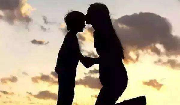 母愛如海|母親節送她一份安靜，勝過千言萬語